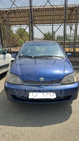 Toyota Platz 1.0 FWD 2002 Blue