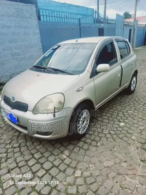 Toyota Vitz 2003 Gold
