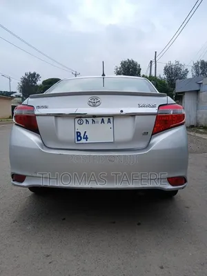 Toyota Yaris 2015 Silver