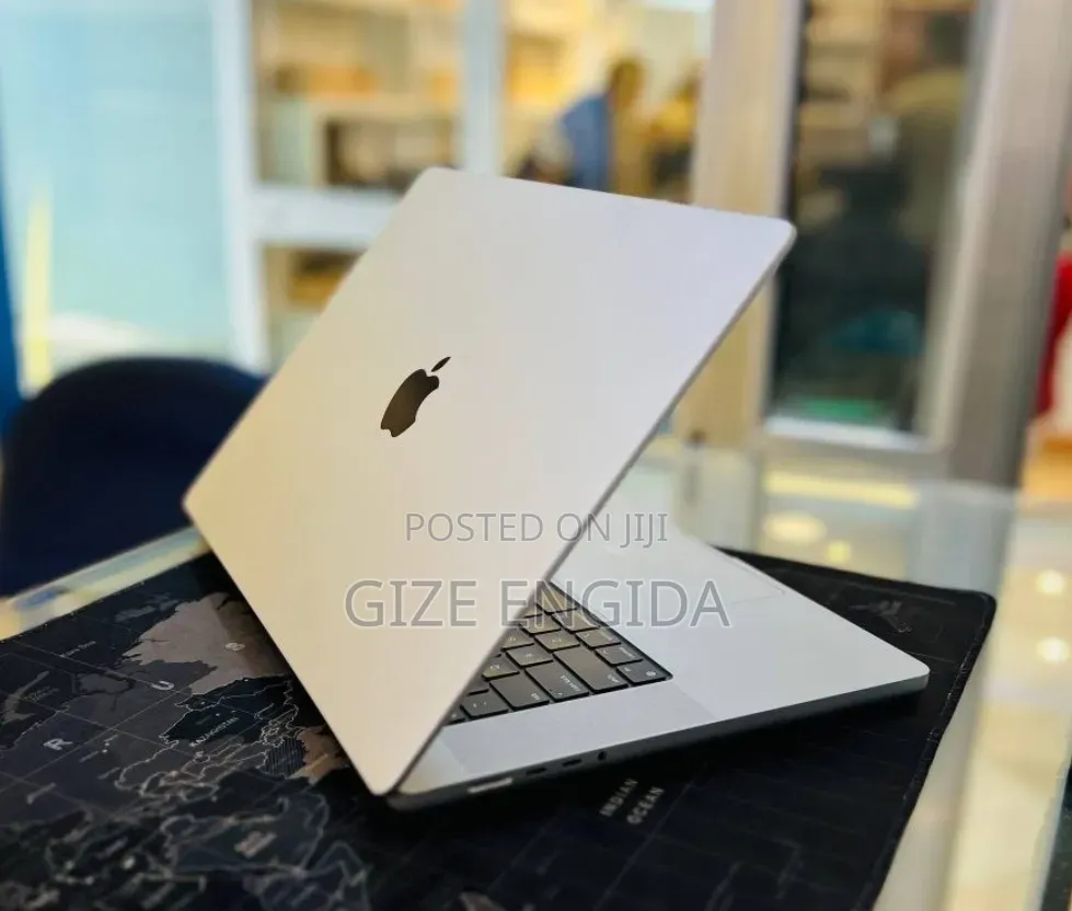 New Laptop Apple MacBook Pro 2021 M1 16GB Apple M1 Pro SSD 512GB
