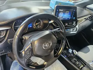 Toyota C-HR 2017