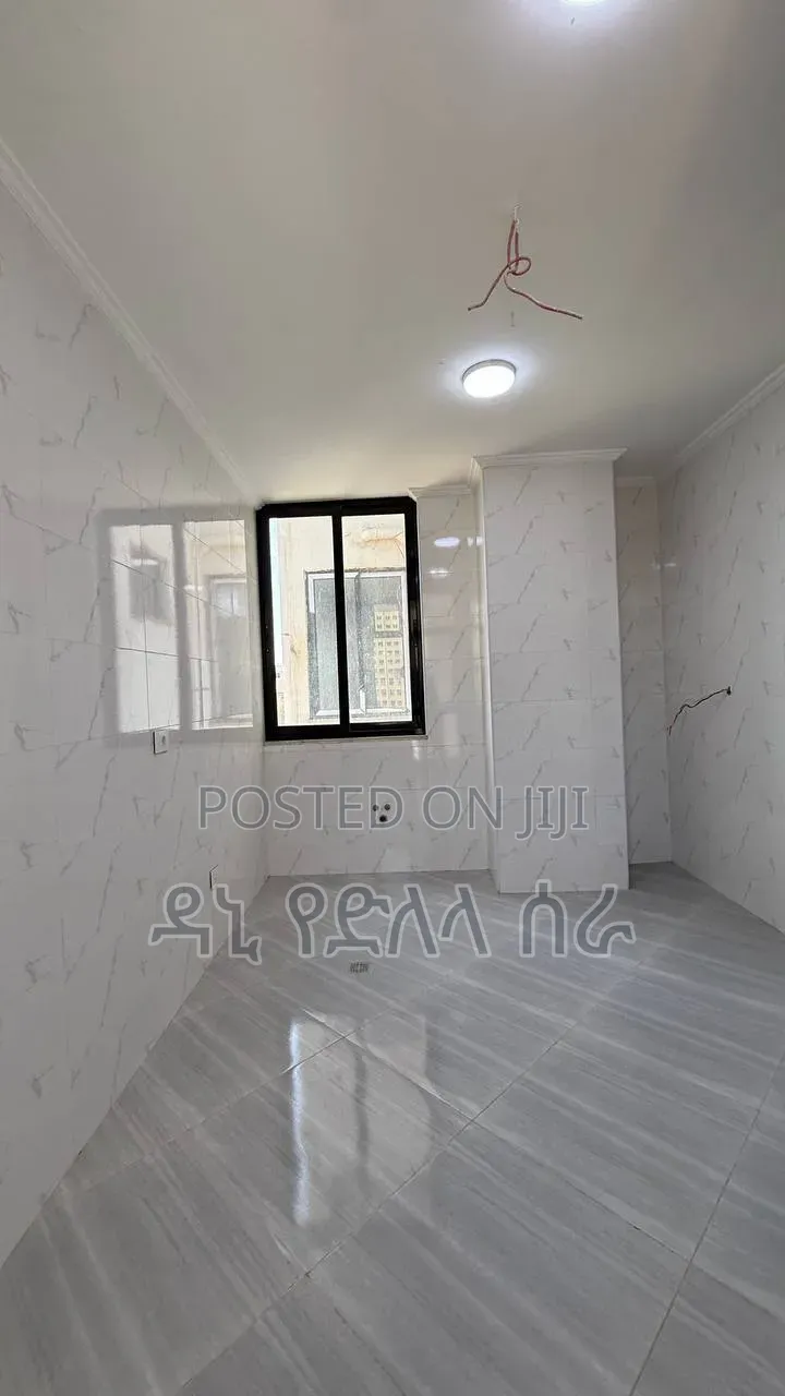 Furnished 4bdrm Apartment in ከአዲስ አበባ, Addis Ketema for sale