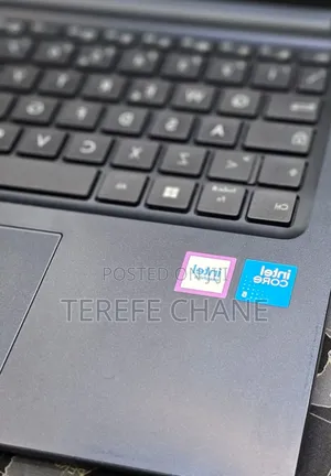 New Laptop Asus Vivobook 15 16GB Intel Core 5 SSD 512GB