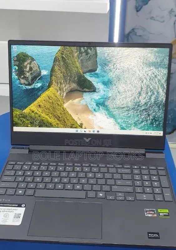 New Laptop HP Victus 15 16GB AMD Ryzen 7 SSD 512GB