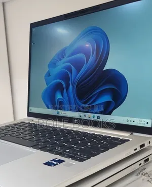 New Laptop HP EliteBook 840 G9 16GB Intel Core i5 SSD 512GB