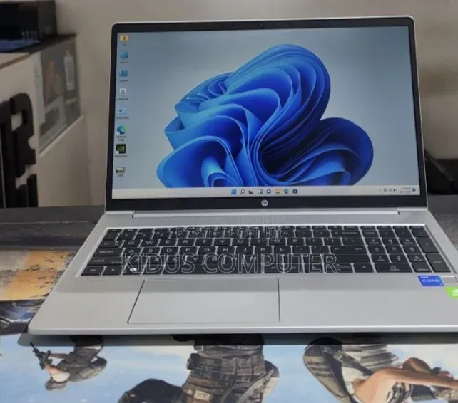 New Laptop HP ProBook 450 G8 16GB Intel Core i7 SSD 512GB
