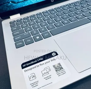 New Laptop HP OmniBook 5 Flip 16GB Intel Core 7 SSD 512GB