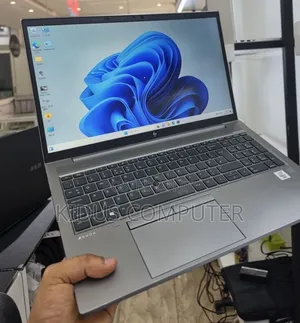 New Laptop HP ZBook Studio 16GB Intel Core i7 SSD 512GB