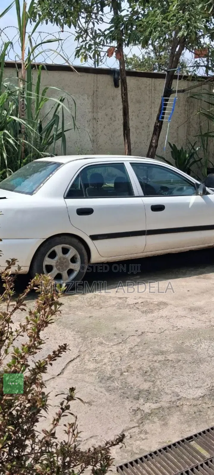Mitsubishi Lancer 2001 White