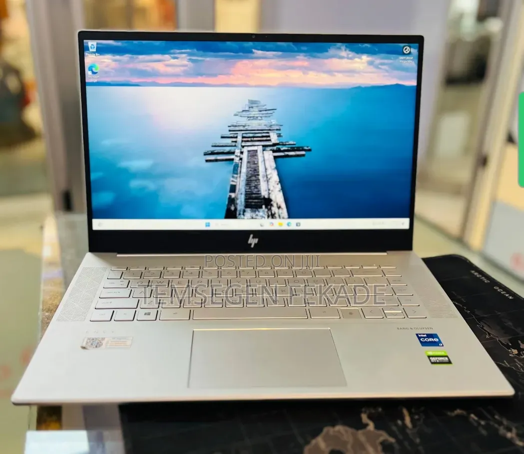 New Laptop HP Envy 15 16GB Intel Core i7 SSD 512GB