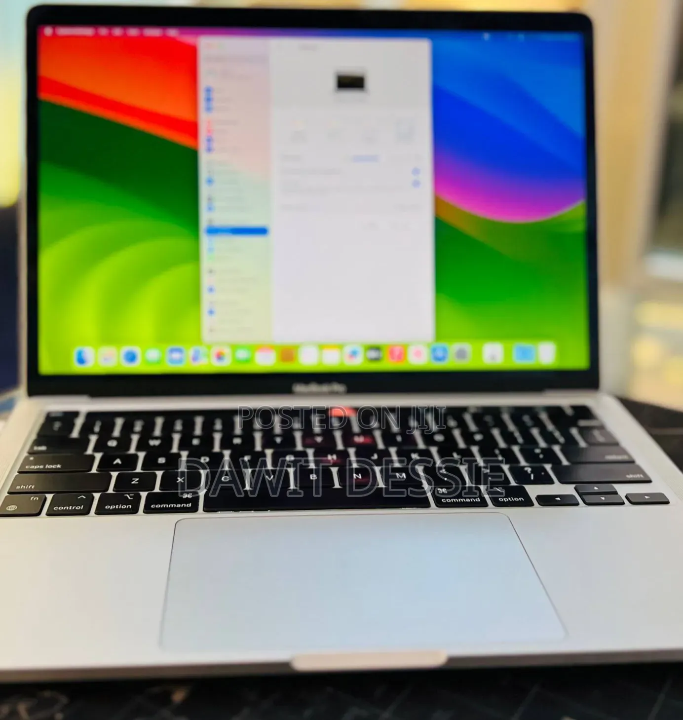 New Laptop Apple MacBook Pro 2021 M1 16GB Apple M1 Pro SSD 256GB