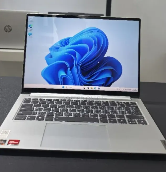 New Laptop Lenovo Yoga 2 Pro 16GB AMD Ryzen 7 SSD 512GB