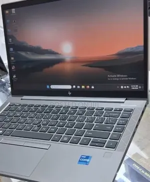 New Laptop HP ZBook 14 16GB Intel Core i7 SSD 512GB