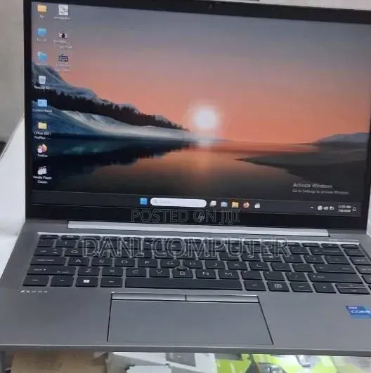 New Laptop HP ZBook 14 16GB Intel Core i7 SSD 512GB