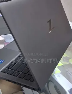 New Laptop HP ZBook 14 16GB Intel Core i7 SSD 512GB