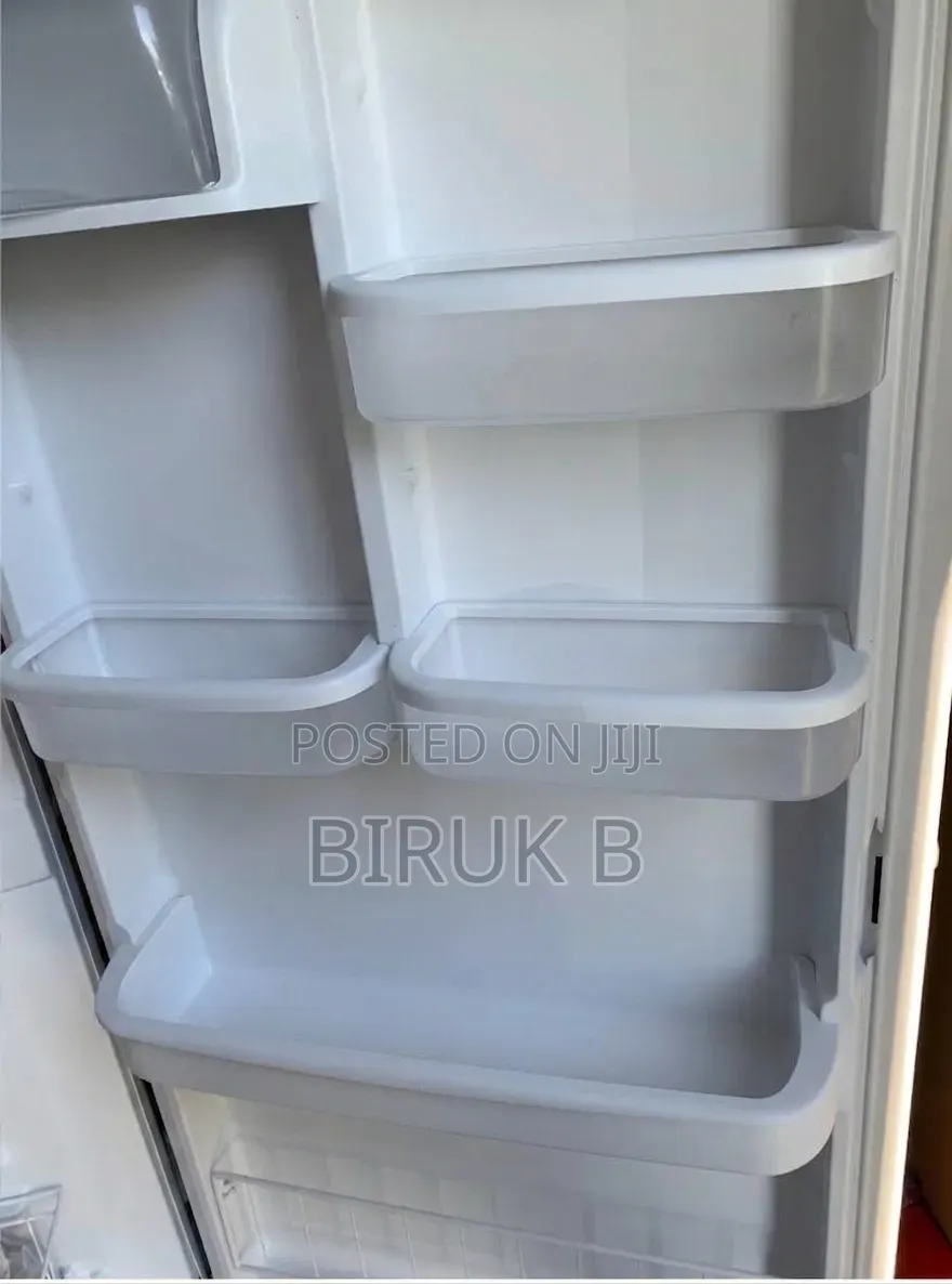Whirlpool Deep Freezer ( ሙሉ በረዶ ቤት)