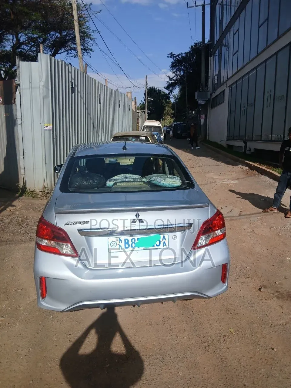 Mitsubishi Attrage 2021 Silver