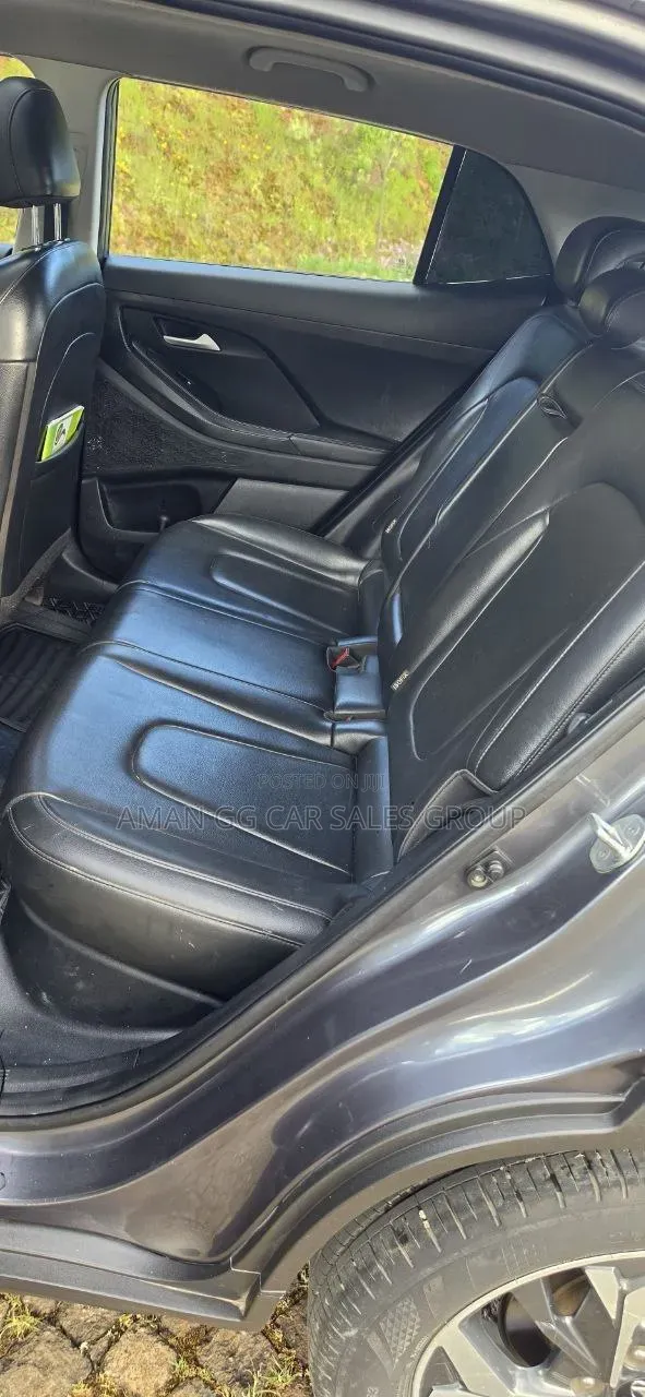 Hyundai Creta 2024 Beige