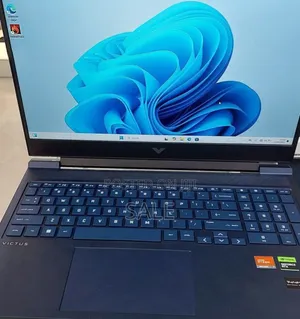 New Laptop HP Victus 16 8GB AMD Ryzen 7 SSD 1T