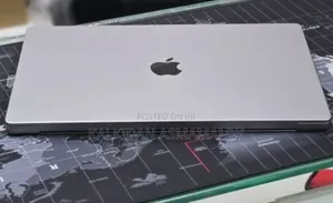 New Laptop Apple MacBook Pro 2023 M2 16GB Apple M2 SSD 512GB