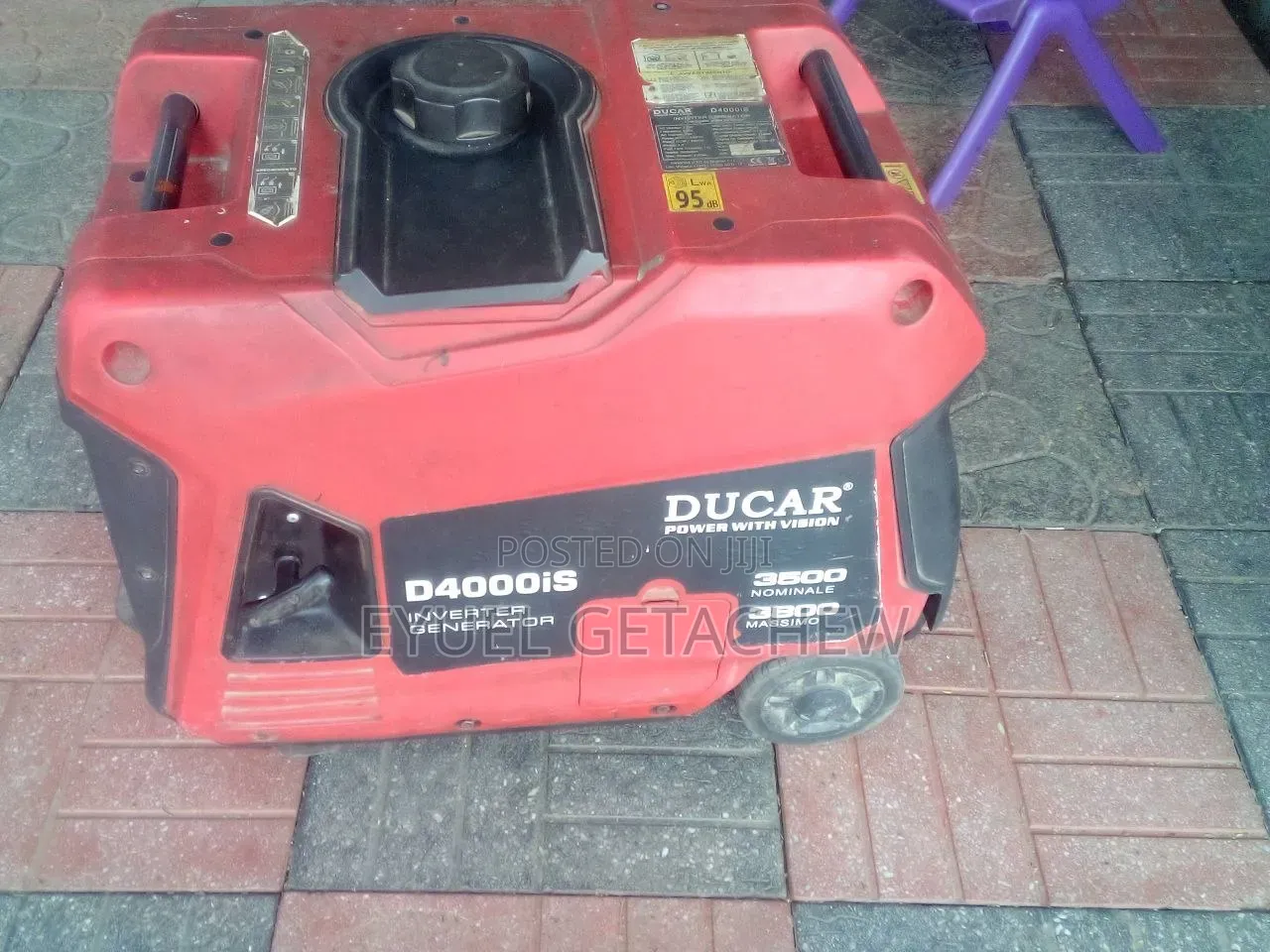 DUCAR D4000iS 3800W Inverter Generator – Excellent Condition