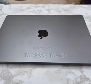 New Laptop Apple MacBook Pro 2025 M5 16GB Apple M5 Pro SSD 1T