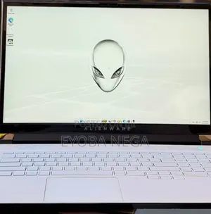 New Laptop Alienware M17x R2 16GB Intel Core i7 SSD 512GB
