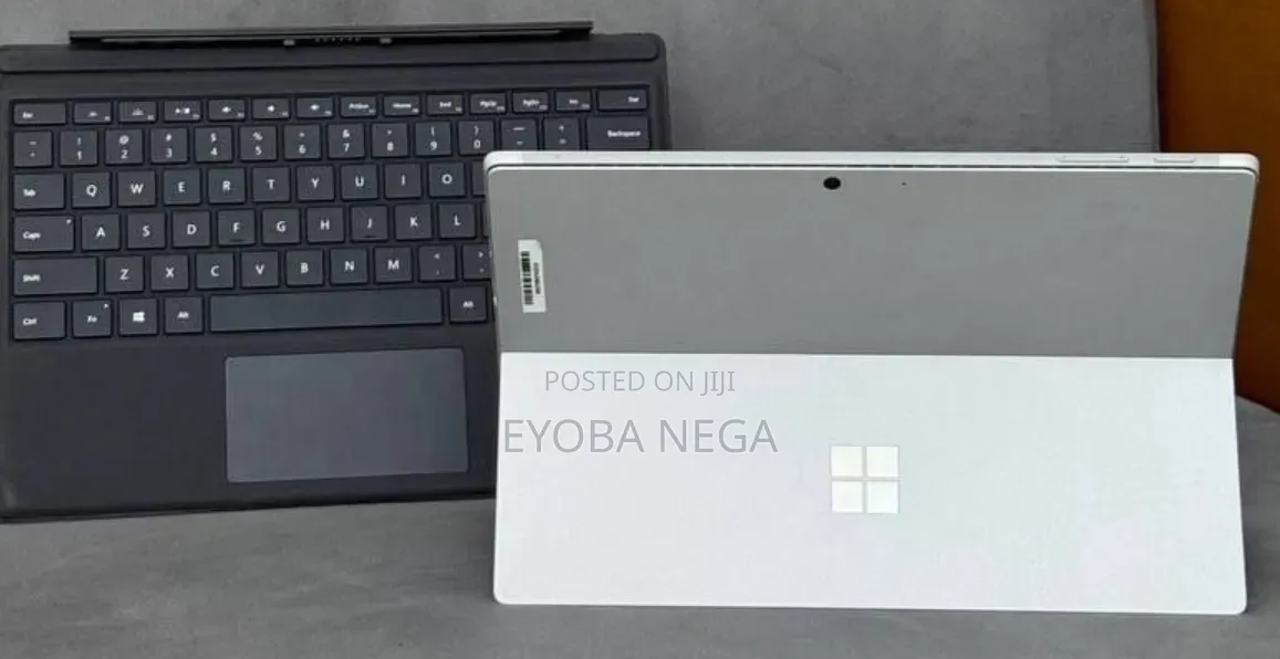 New Laptop Microsoft Surface Pro 7+ 16GB Intel Core i5 SSD 256GB