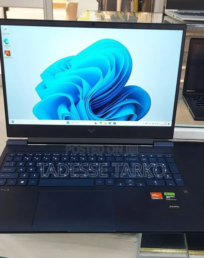 New Laptop HP Victus 16 8GB AMD Ryzen 7 SSD 1T