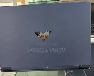 New Laptop HP Victus 16 8GB AMD Ryzen 7 SSD 1T