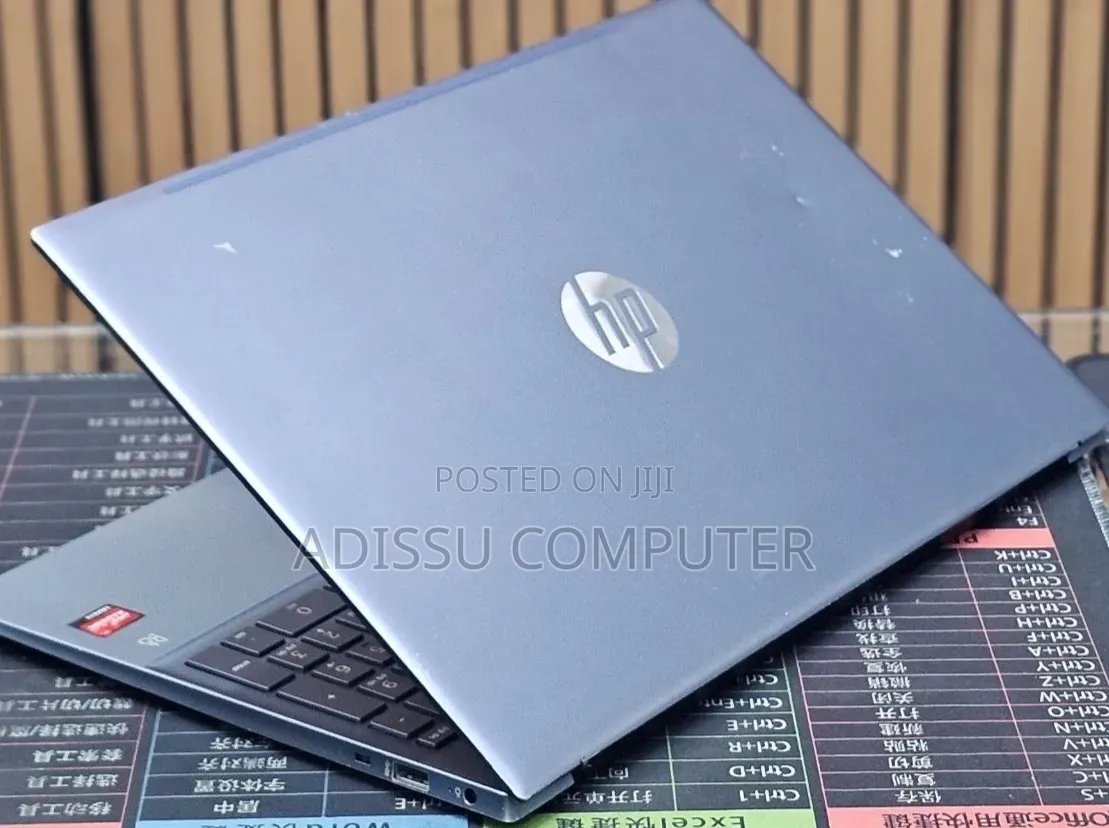 New Laptop HP Pavilion 15 8GB AMD Ryzen 5 SSD 512GB