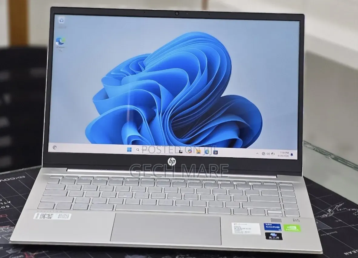 New Laptop HP Pavilion 15 16GB Intel Core i5 SSD 512GB