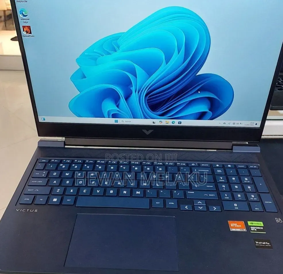 New Laptop HP Victus 16 16GB AMD Ryzen 7 SSD 512GB