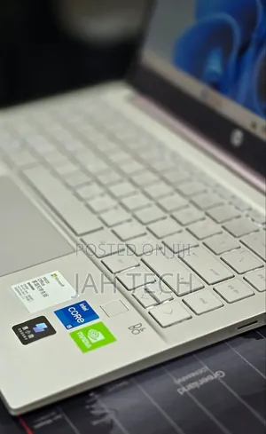 New Laptop HP Pavilion 14 16GB Intel Core i5 SSD 512GB