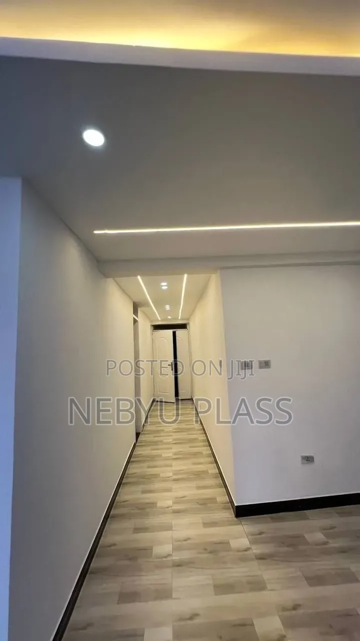 Furnished 3bdrm Condo in ኮንዶሚኒዬም, Bole for sale