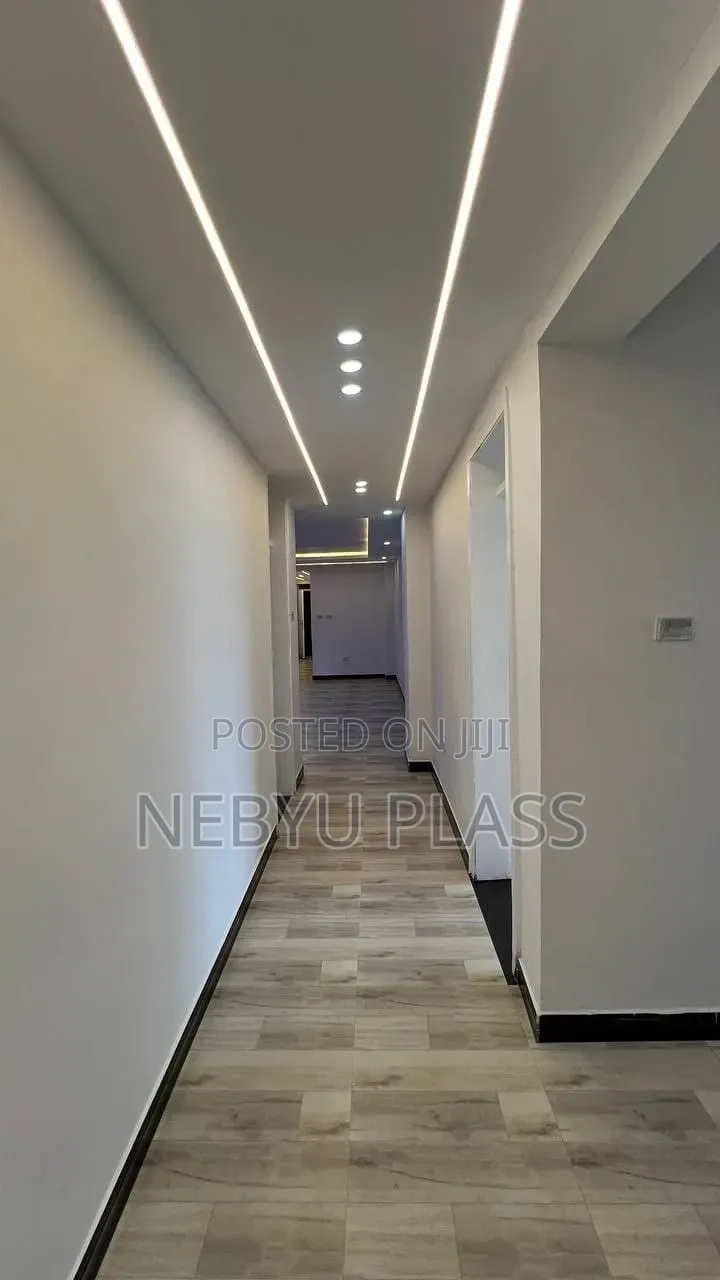 Furnished 3bdrm Condo in ኮንዶሚኒዬም, Bole for sale