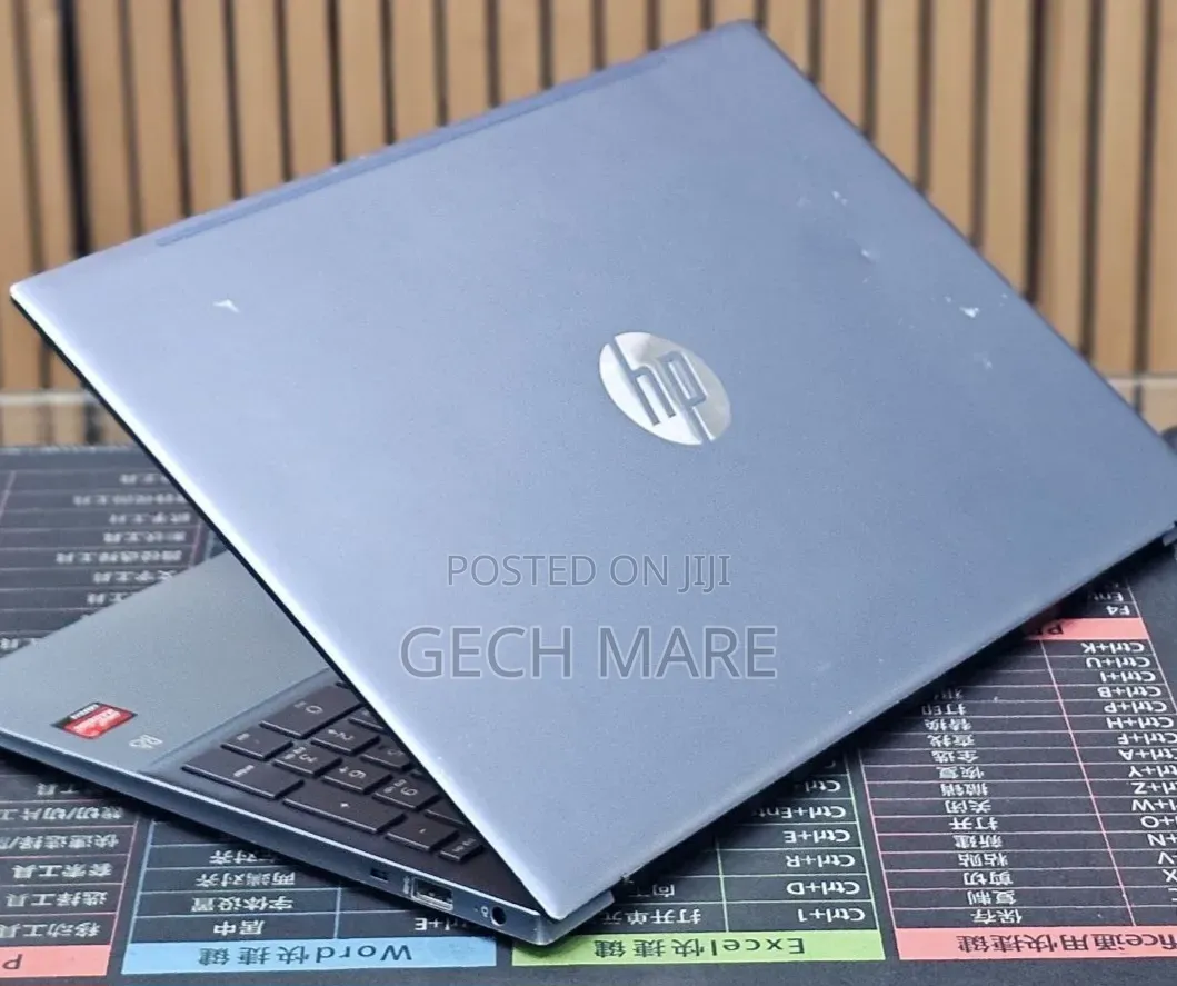 New Laptop HP Pavilion 15 8GB AMD Ryzen 5 SSD 512GB