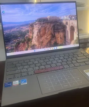 New Laptop Asus Zenbook 14X OLED 16GB Intel Core i7 SSD 512GB