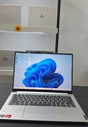 New Laptop Lenovo Ideapad 3 16GB AMD Ryzen 7 SSD 512GB