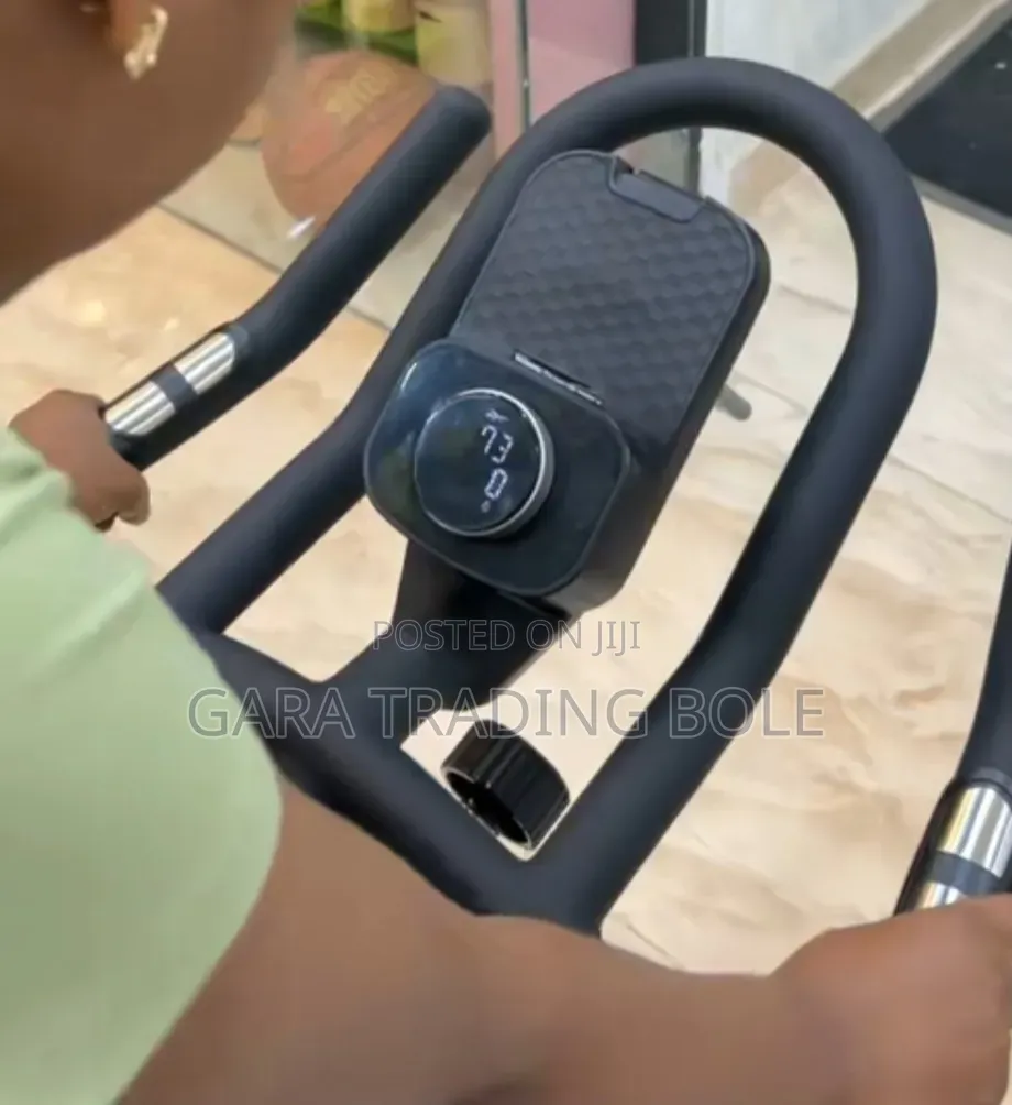 Heavy-Duty Exercise Bike – Indoor Cycling Machine