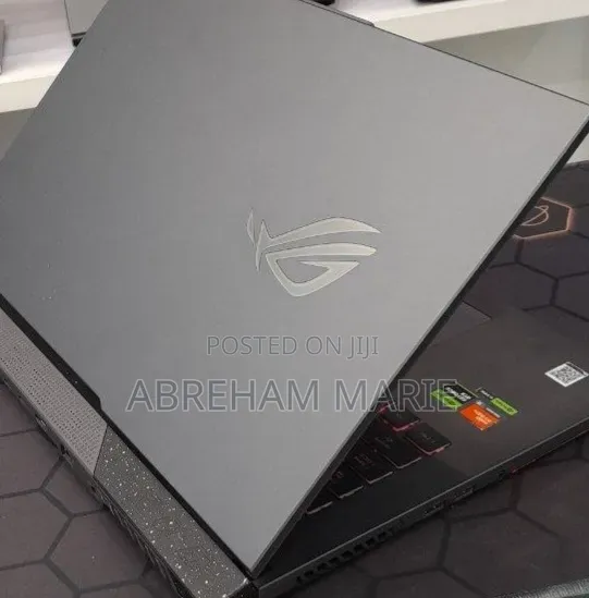 New Laptop Asus ROG Strix G18 16GB AMD Ryzen 9 SSD 1T