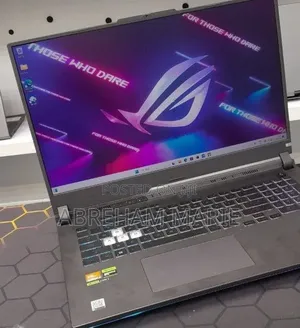 New Laptop Asus ROG Strix G18 16GB AMD Ryzen 9 SSD 1T