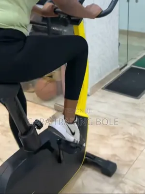 Exercise Bike – Indoor Cycling Fitness Machine
