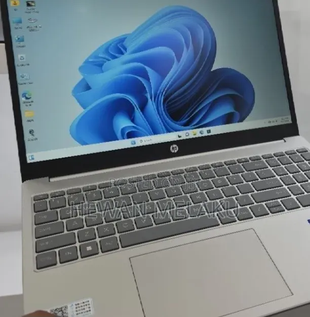 New Laptop HP Stream Notebook 16GB Intel Core i7 SSD 512GB