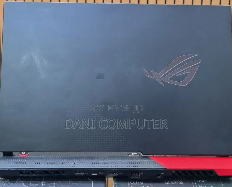 New Laptop Asus ROG Strix G15 16GB AMD Ryzen 9 SSD 512GB