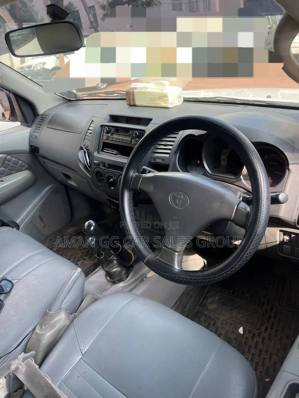Toyota Hilux 2006 White