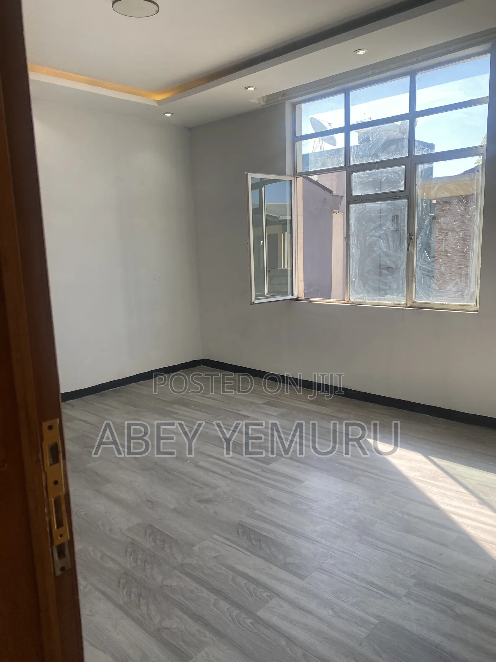 3bdrm House in Yeka for sale
