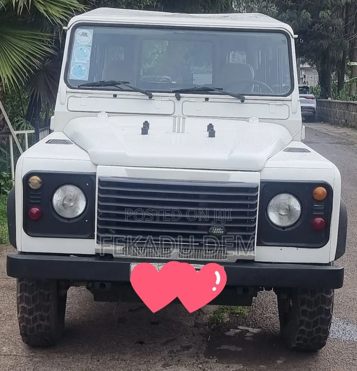 Land Rover Defender 2002 White