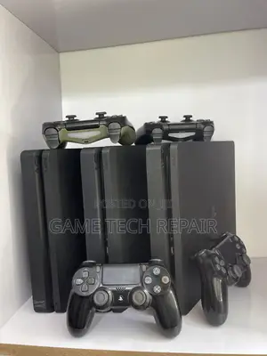 PlayStation4 Slim
