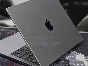 New Laptop Apple MacBook Pro 2023 M3 8GB Apple M3 Pro SSD 512GB